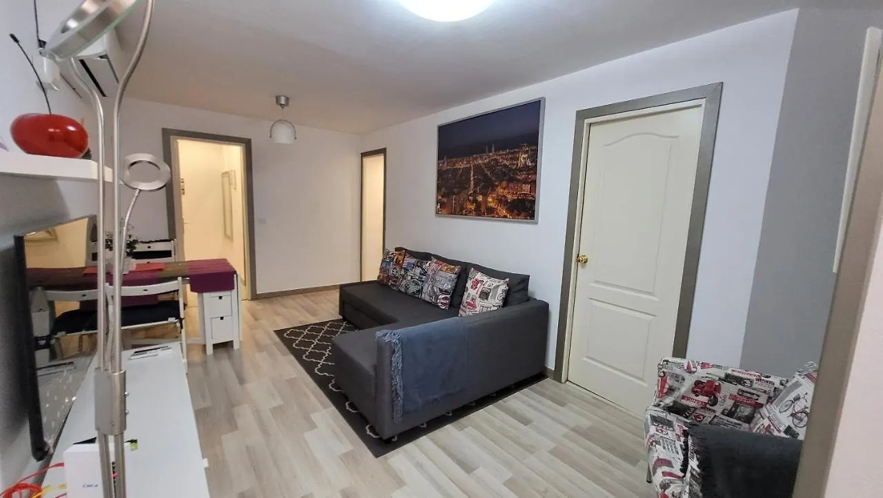 Apartaments B O D Collblanc L'Hospitalet de Llobregat 0*,  Spain