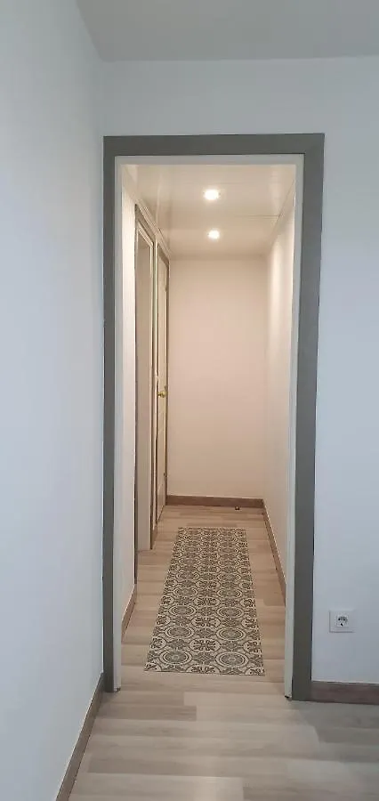 Apartaments B O D Collblanc L'Hospitalet de Llobregat 0*,  Spain